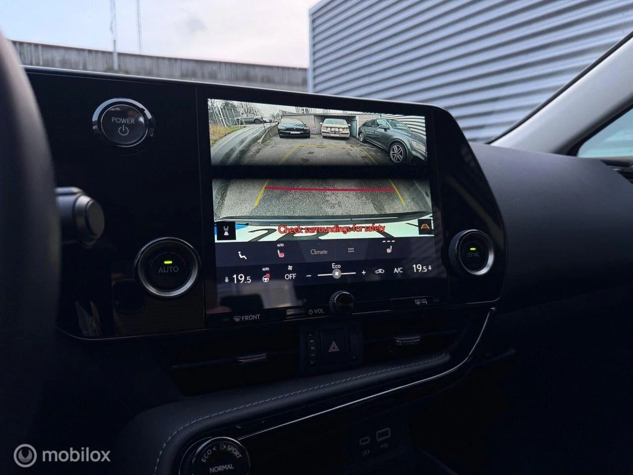 Hoofdafbeelding Lexus NX