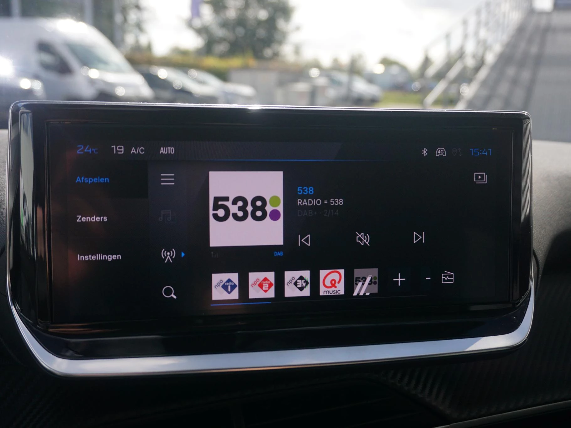 Hoofdafbeelding Peugeot e-208