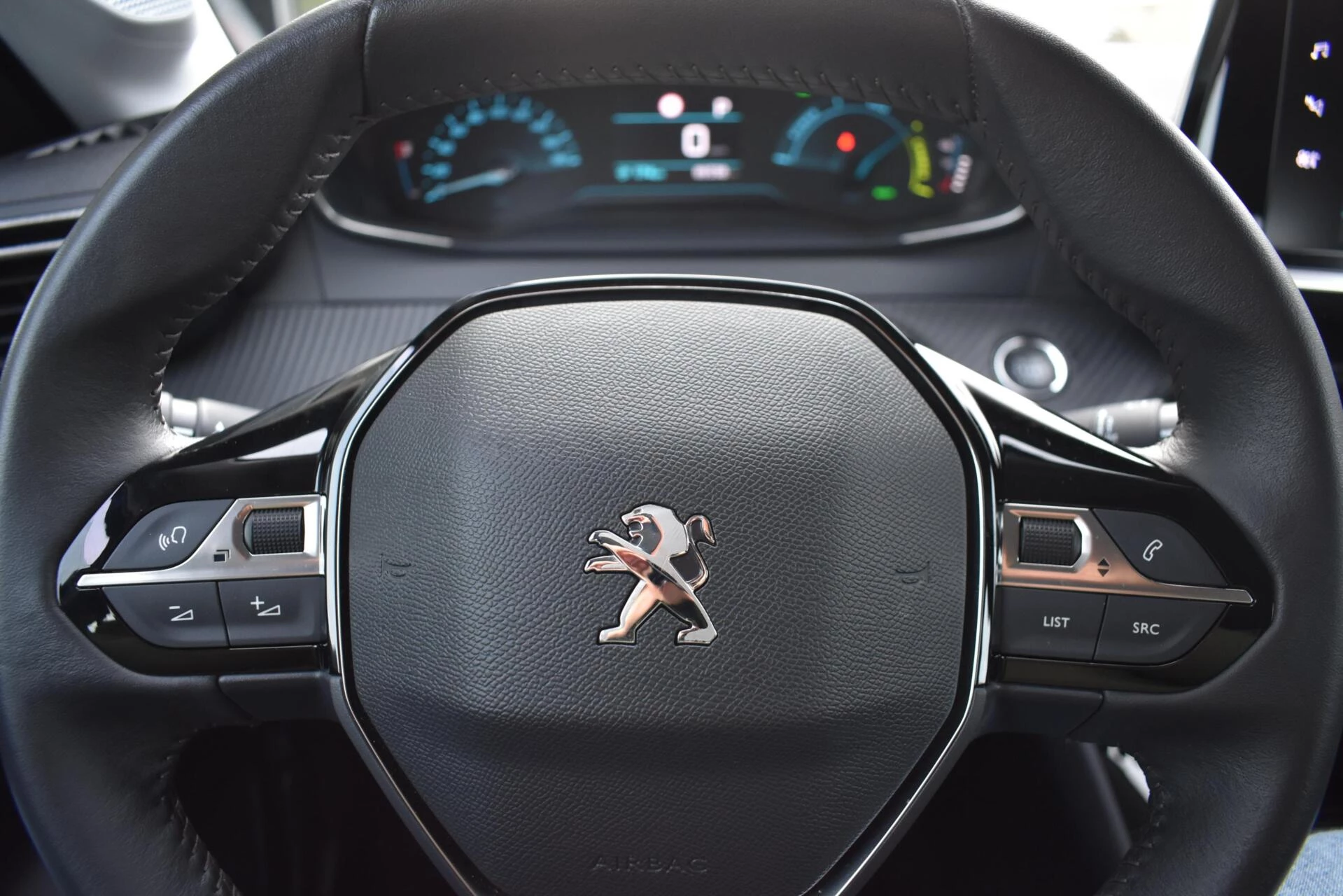 Hoofdafbeelding Peugeot e-208