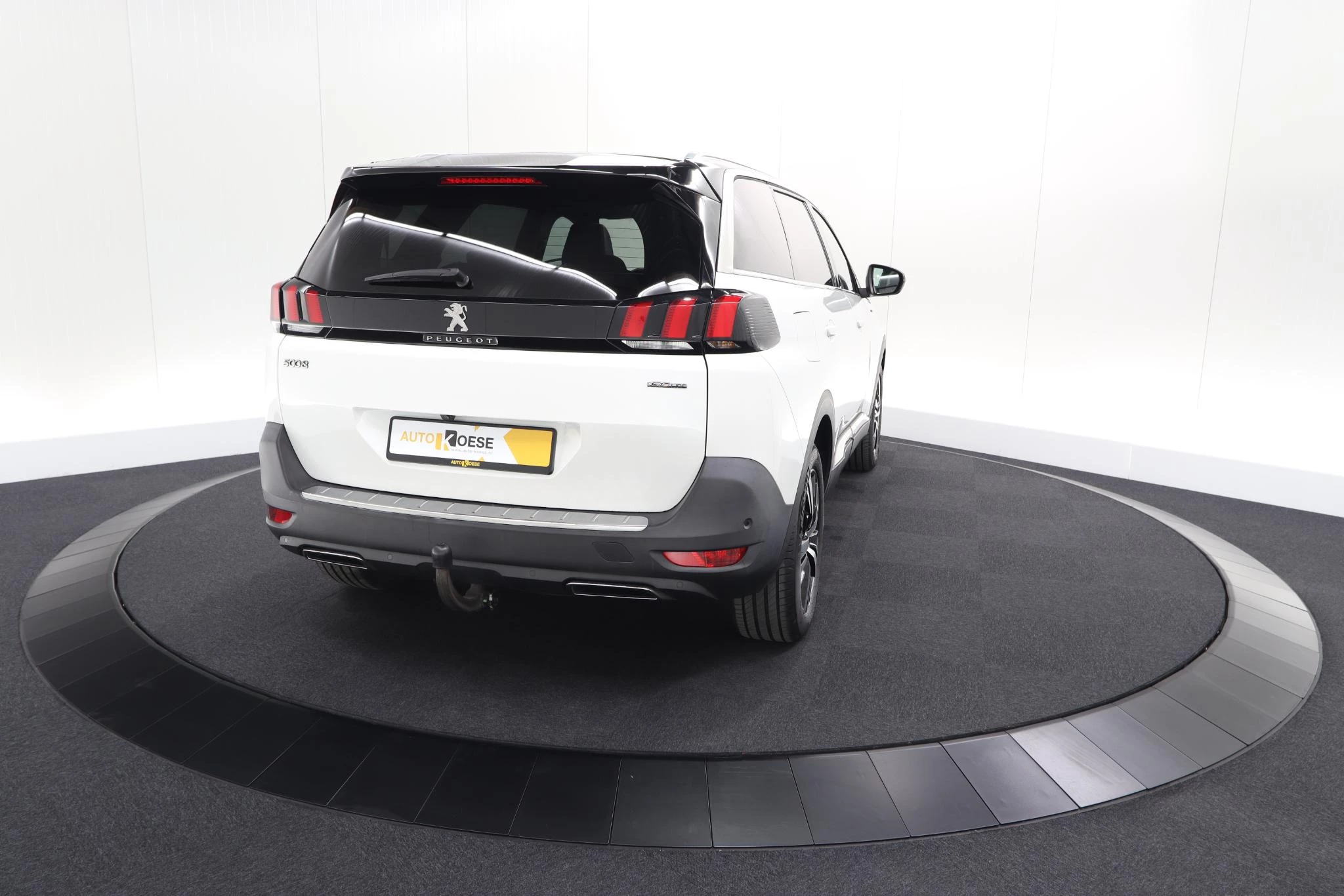 Hoofdafbeelding Peugeot 5008