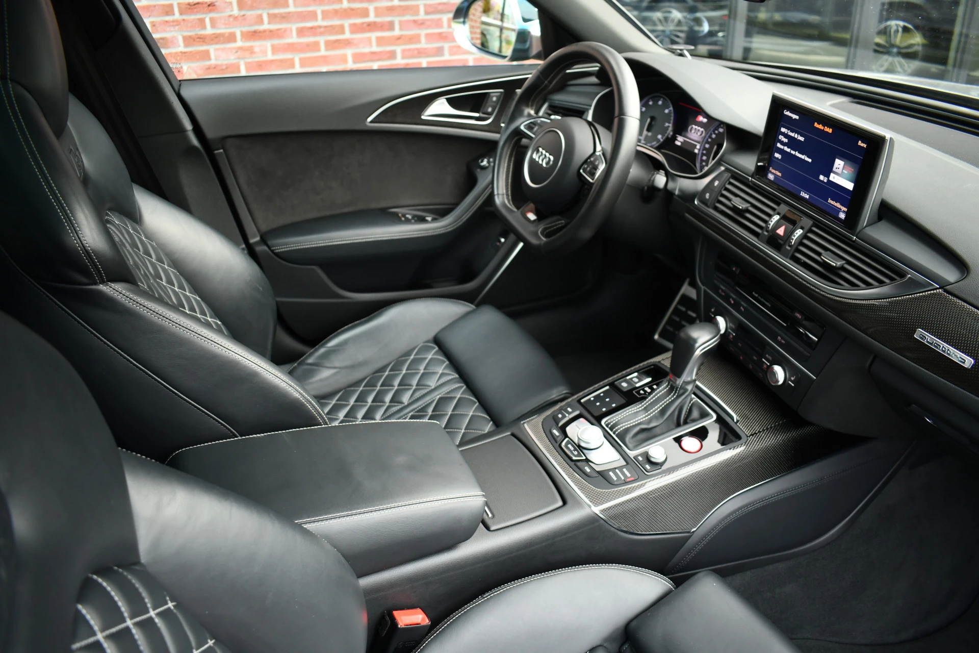 Hoofdafbeelding Audi S6