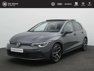 Volkswagen Golf 1.0 eTSI 110 pk DSG Life | Panoramadak | Geheugen-/massagestoel | IQ Light | Achteruitrijcamera | Adaptive Cruise