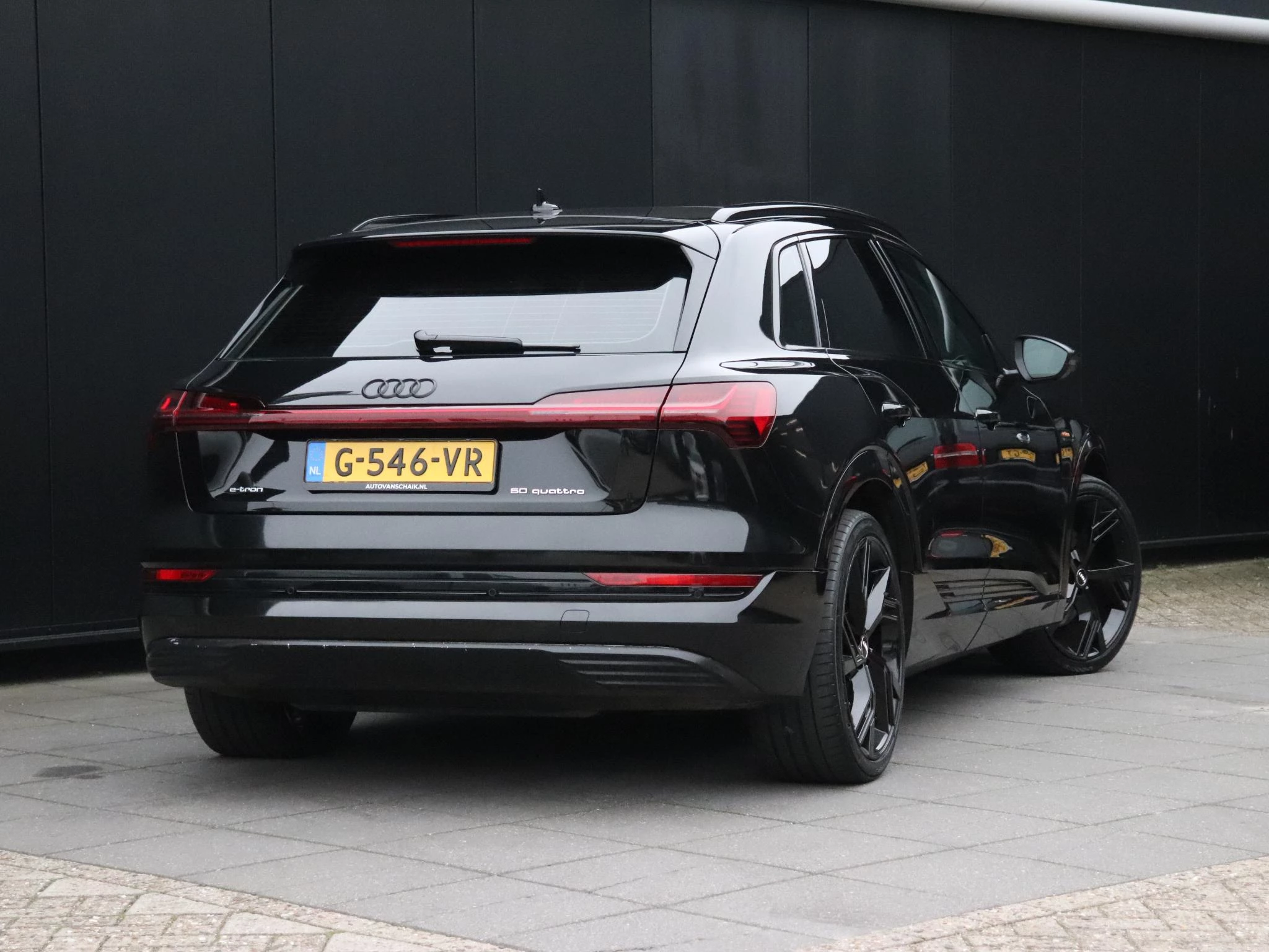 Hoofdafbeelding Audi e-tron