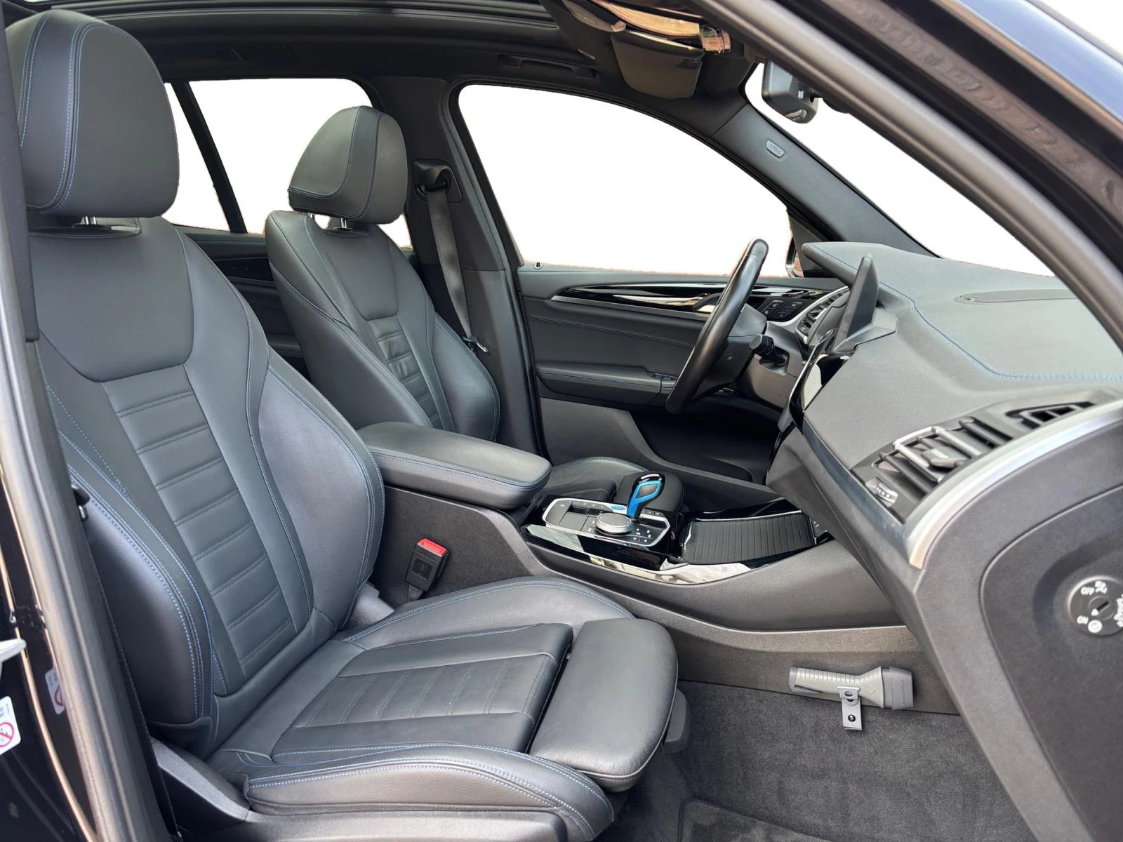 Hoofdafbeelding BMW iX3