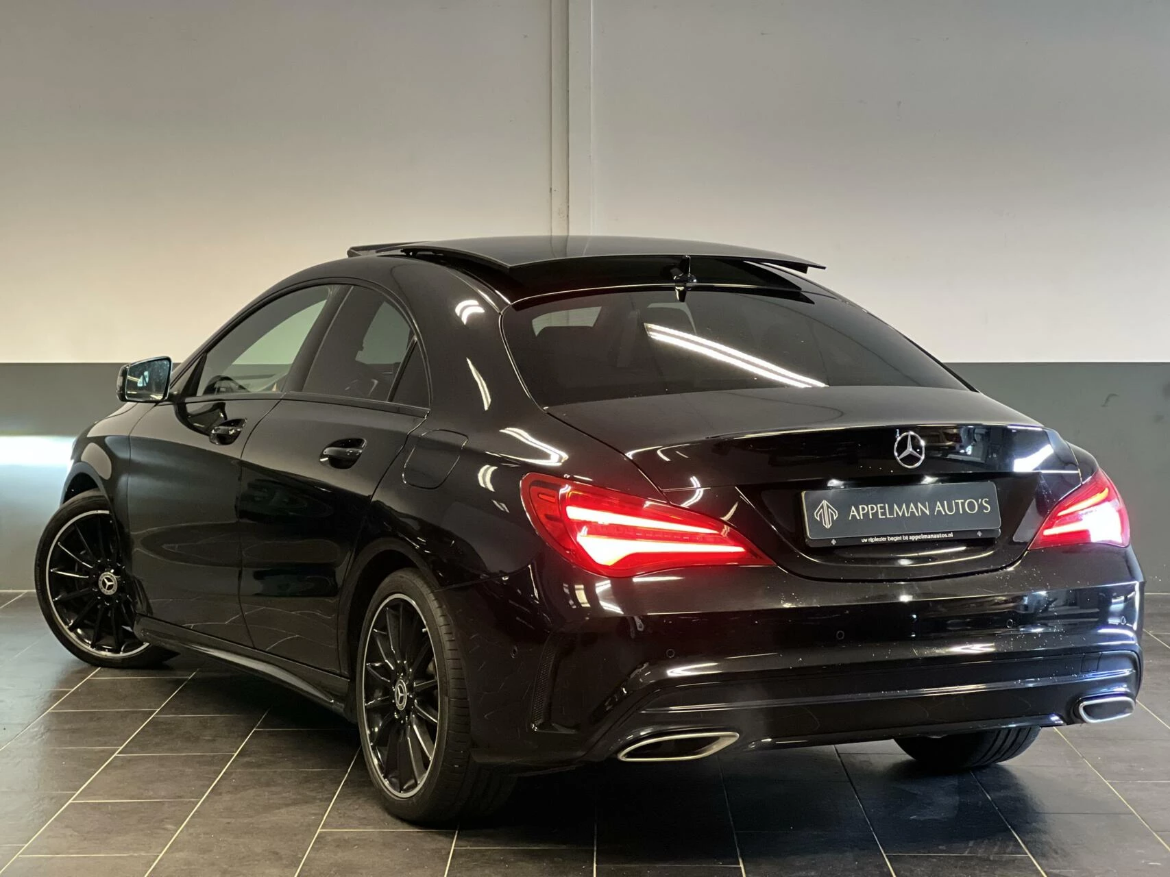 Hoofdafbeelding Mercedes-Benz CLA