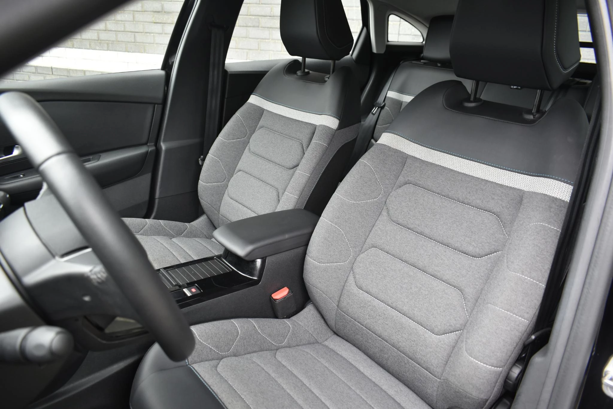 Hoofdafbeelding Citroën ë-C4