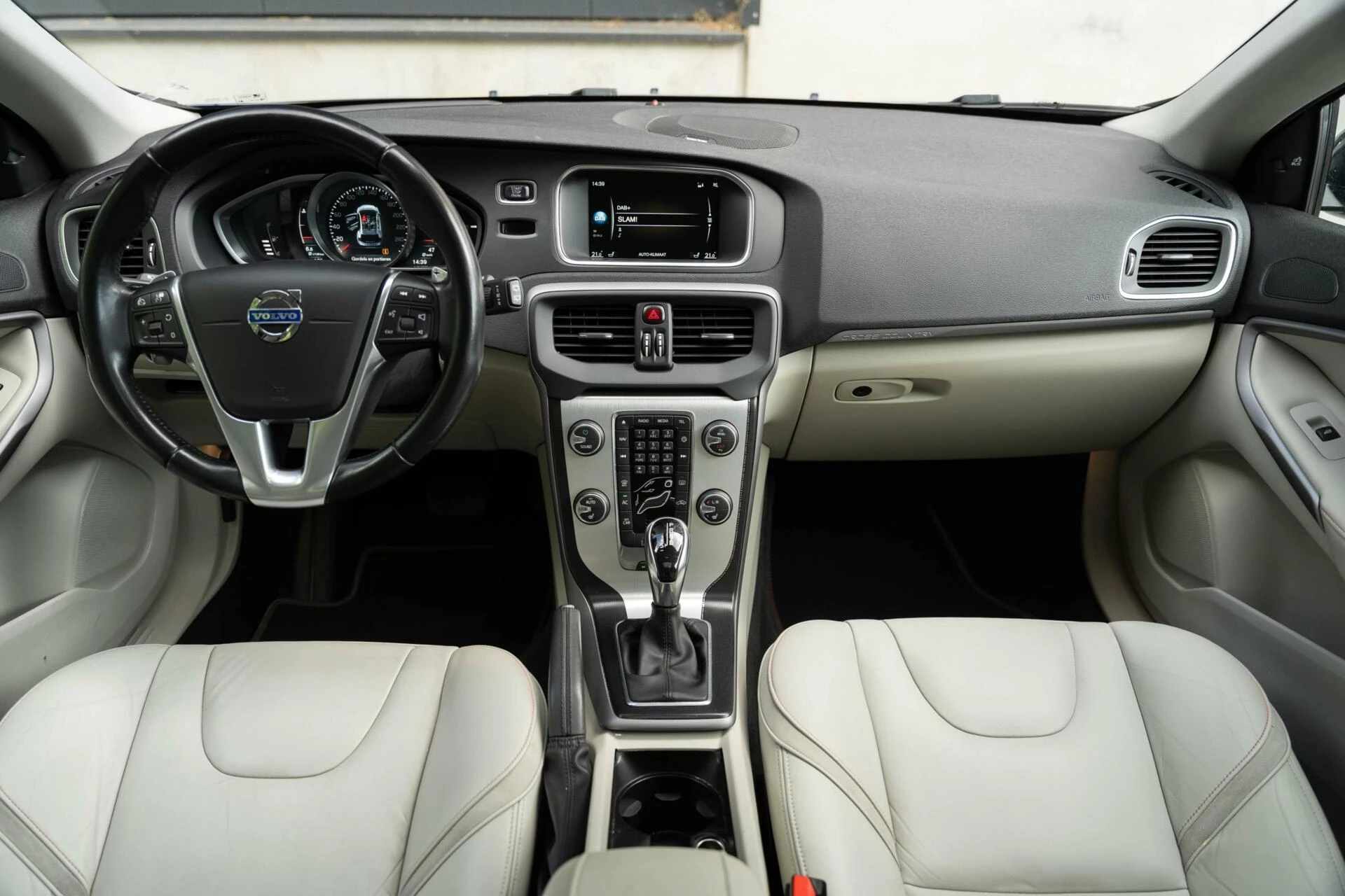 Hoofdafbeelding Volvo V40
