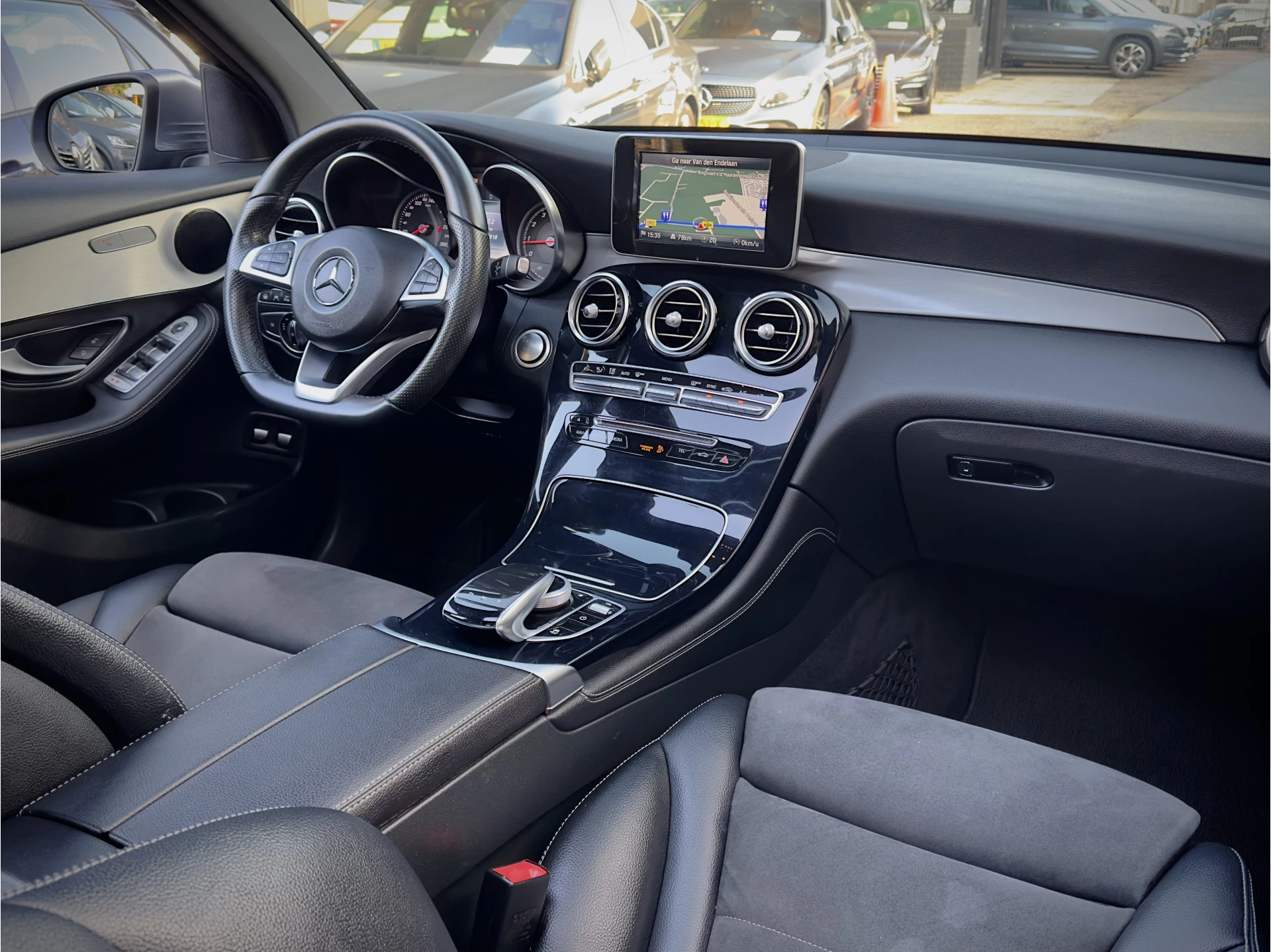 Hoofdafbeelding Mercedes-Benz GLC