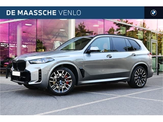 Hoofdafbeelding BMW X5 BMW X5 xDrive50e High Executive M Sport Automaat / Panoramadak / Trekhaak / Head Up / Harman Kardon / Adaptive LED / Driving Assistant Pro / Parking Assistant Pro / 21" LMV