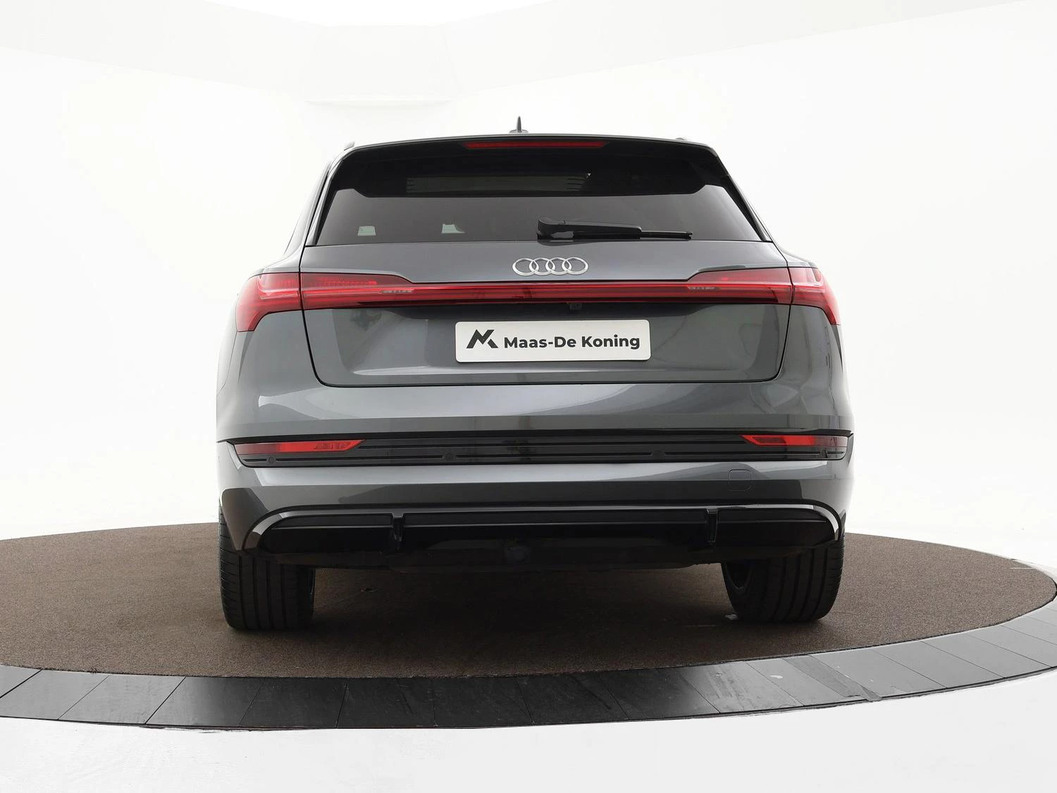 Hoofdafbeelding Audi e-tron