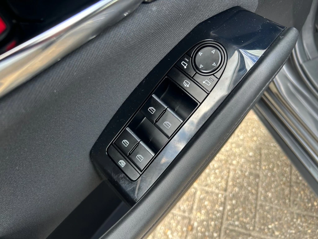 Hoofdafbeelding Mazda 3