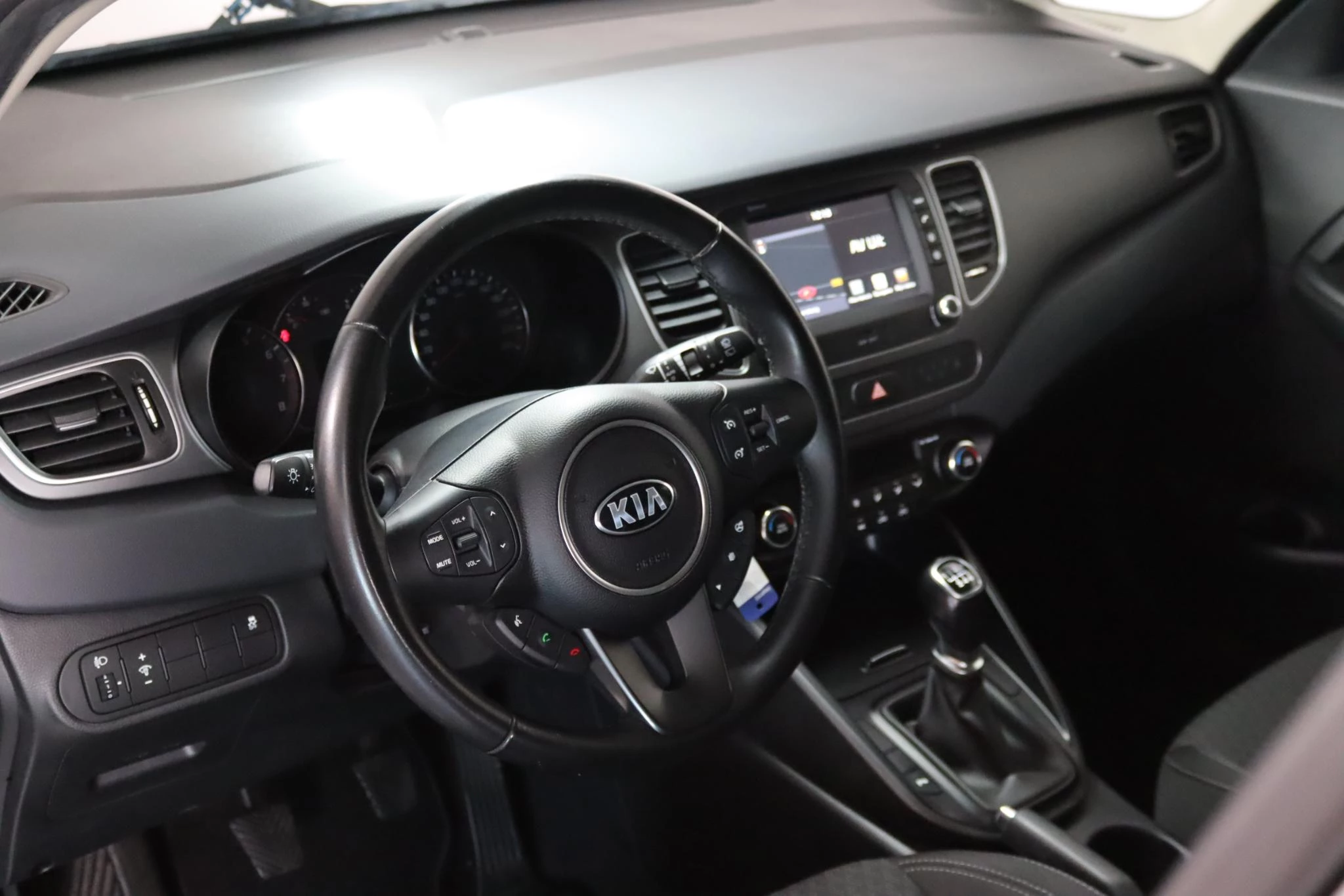 Hoofdafbeelding Kia Carens