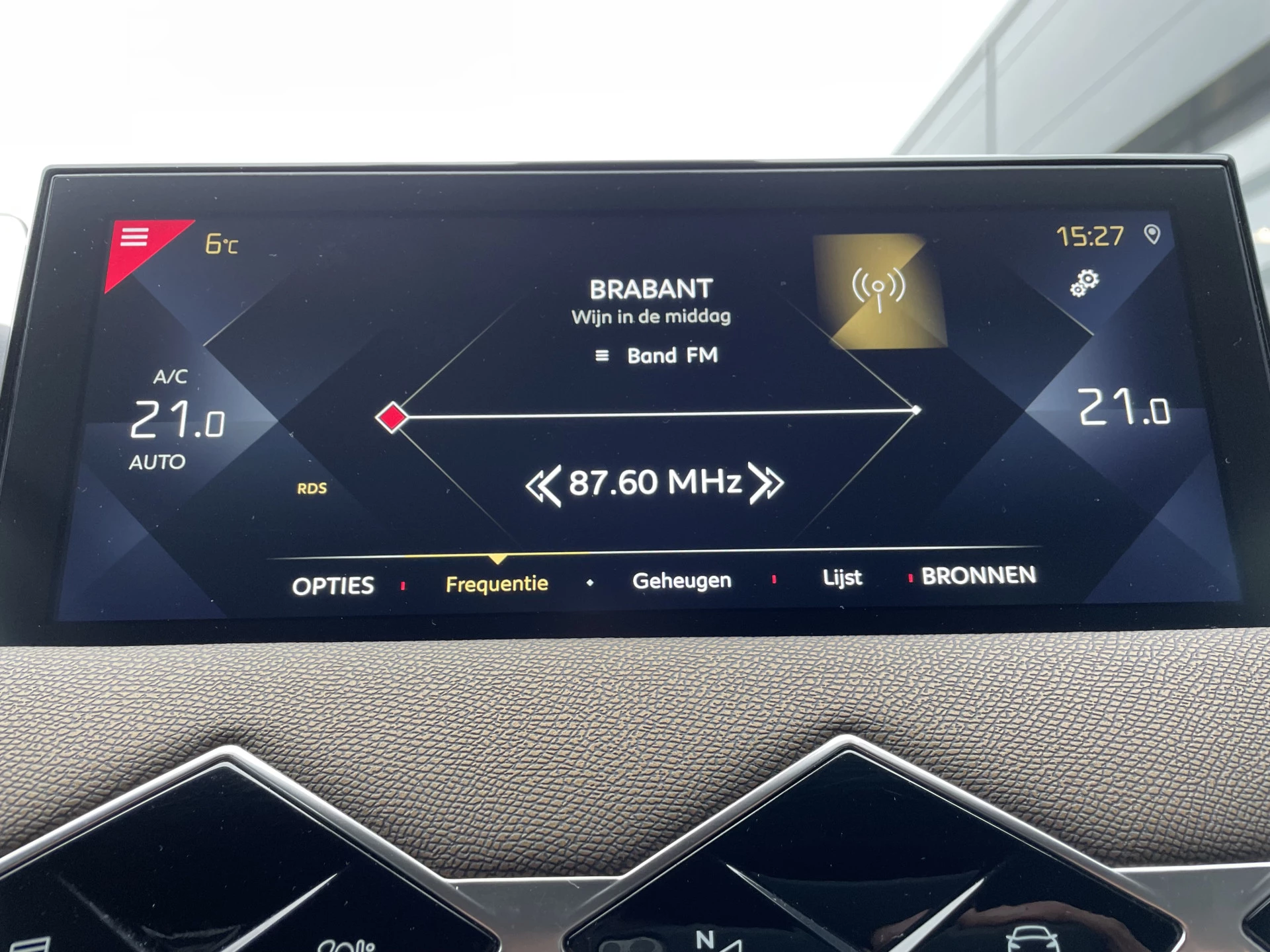 Hoofdafbeelding DS DS 3