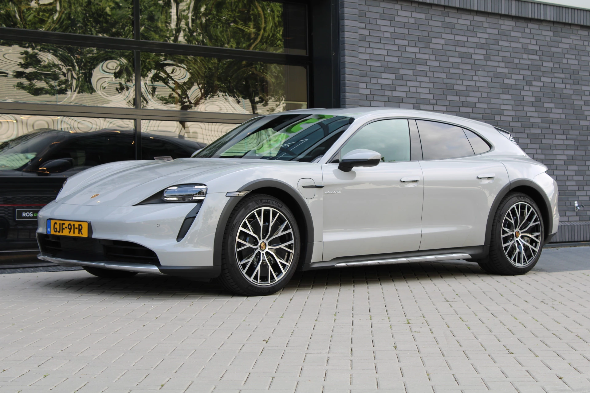 Hoofdafbeelding Porsche Taycan