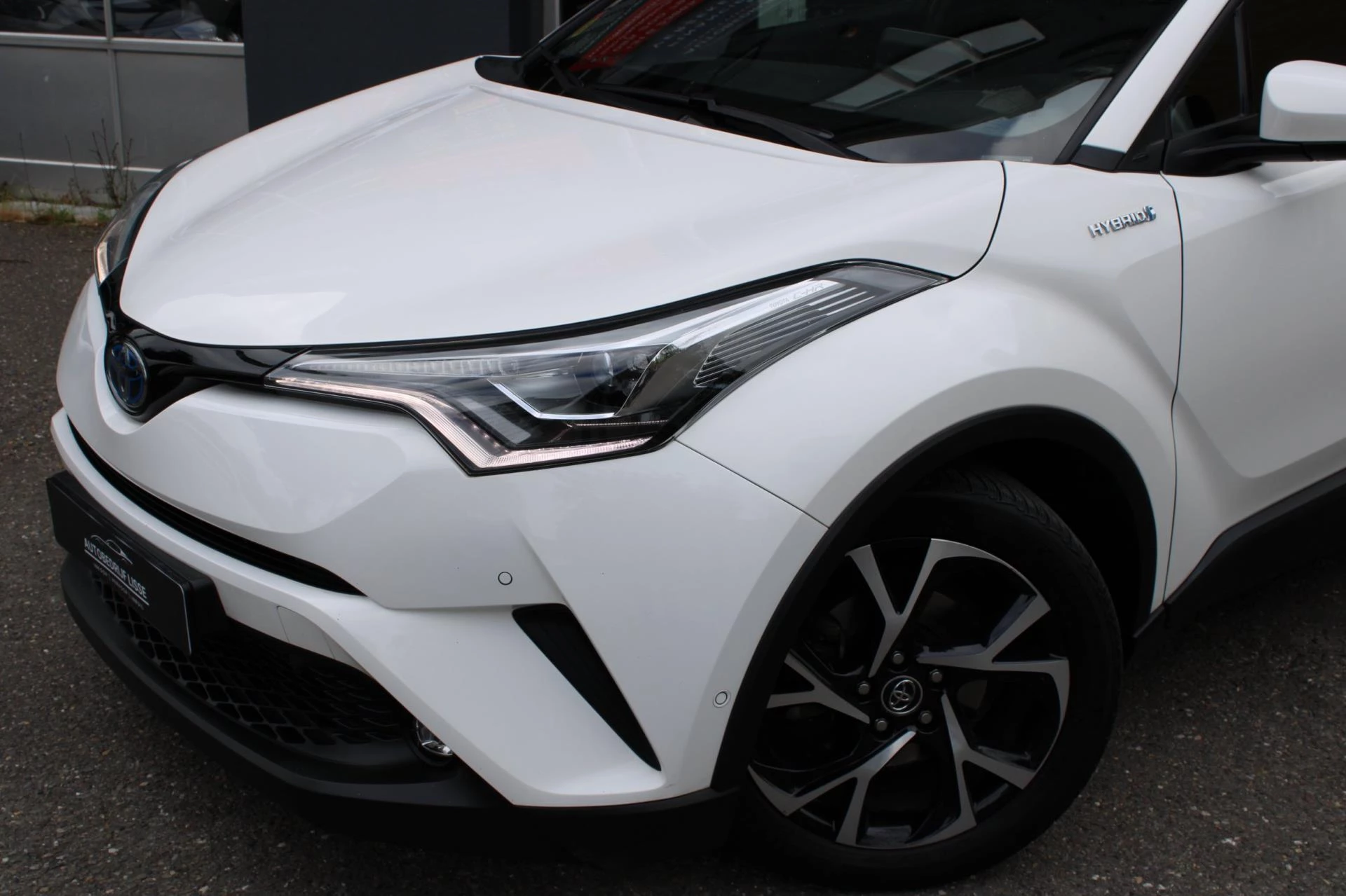 Hoofdafbeelding Toyota C-HR