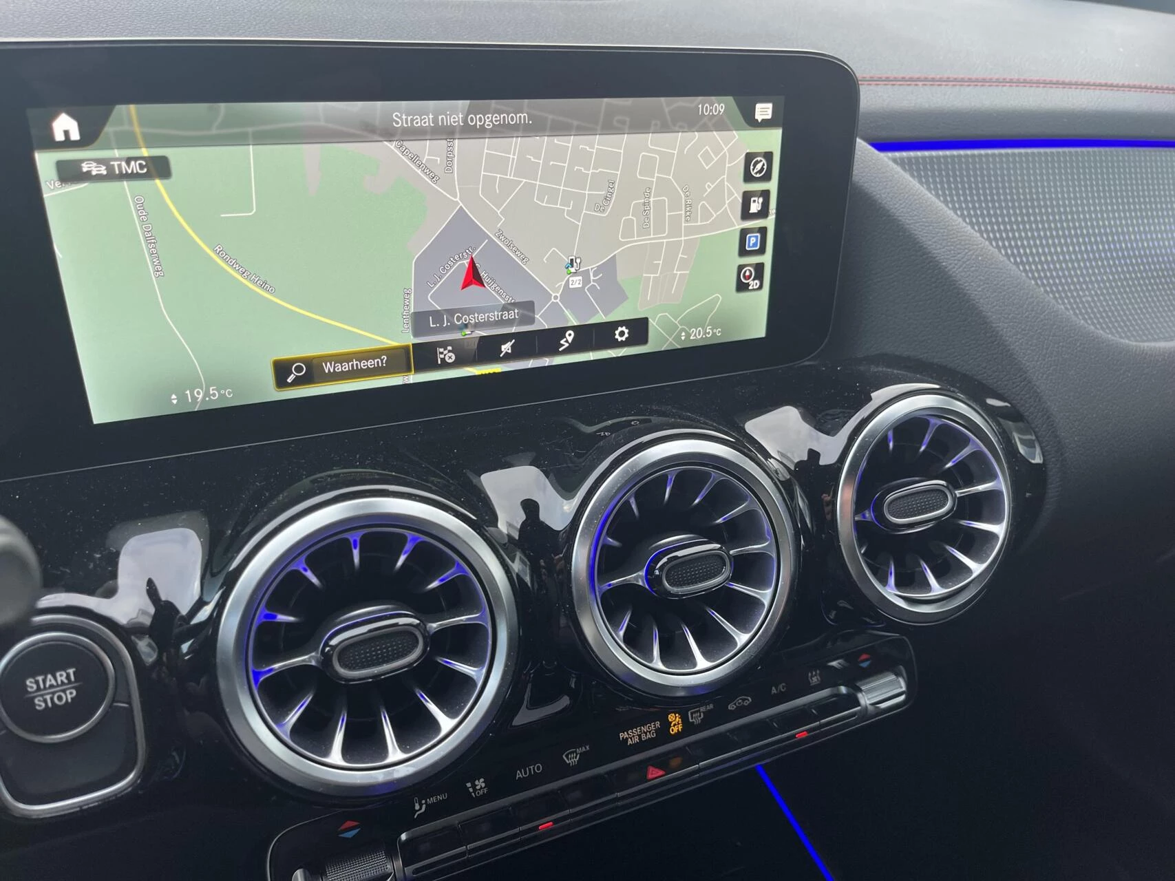 Hoofdafbeelding Mercedes-Benz EQA