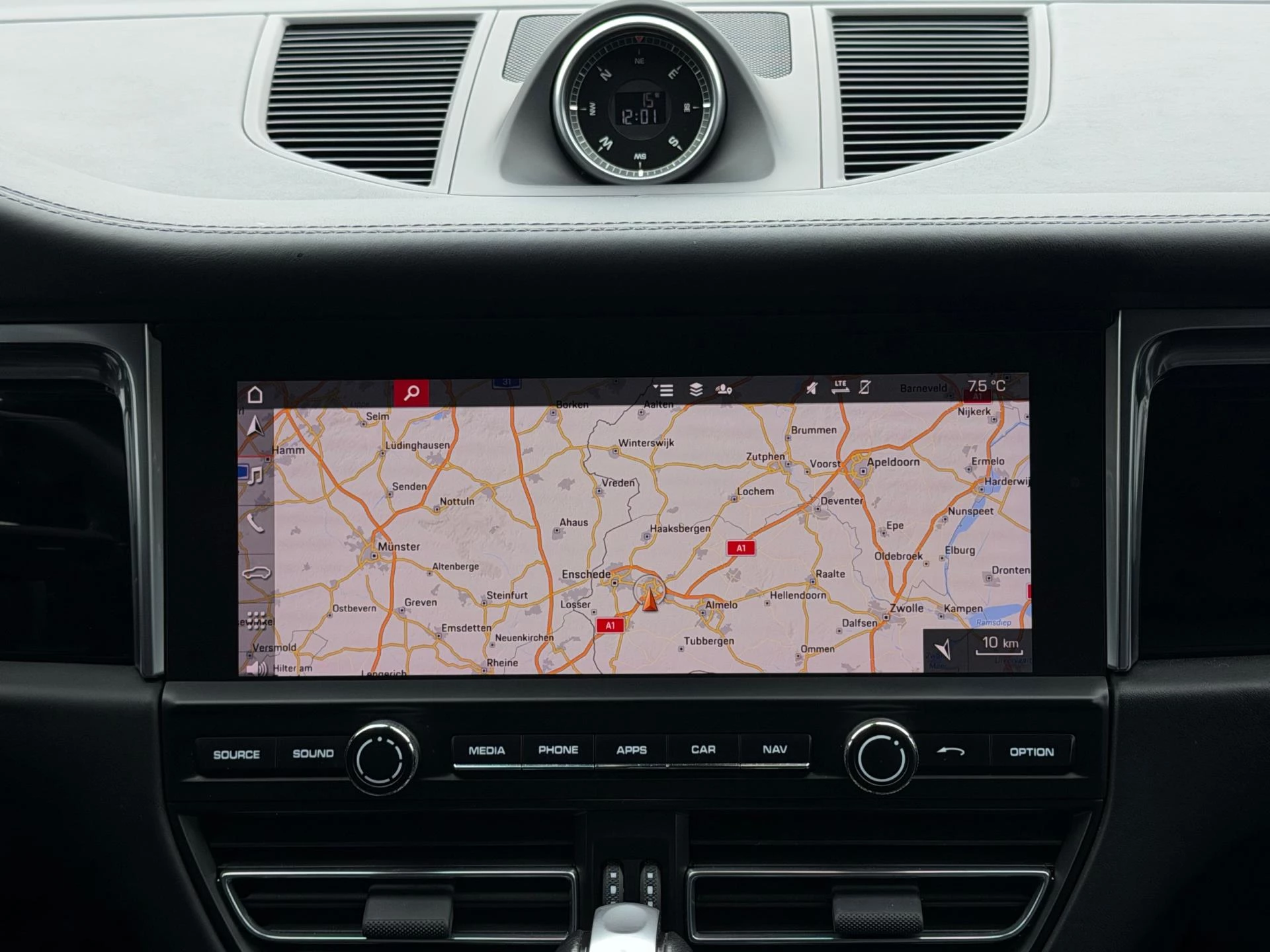 Hoofdafbeelding Porsche Macan