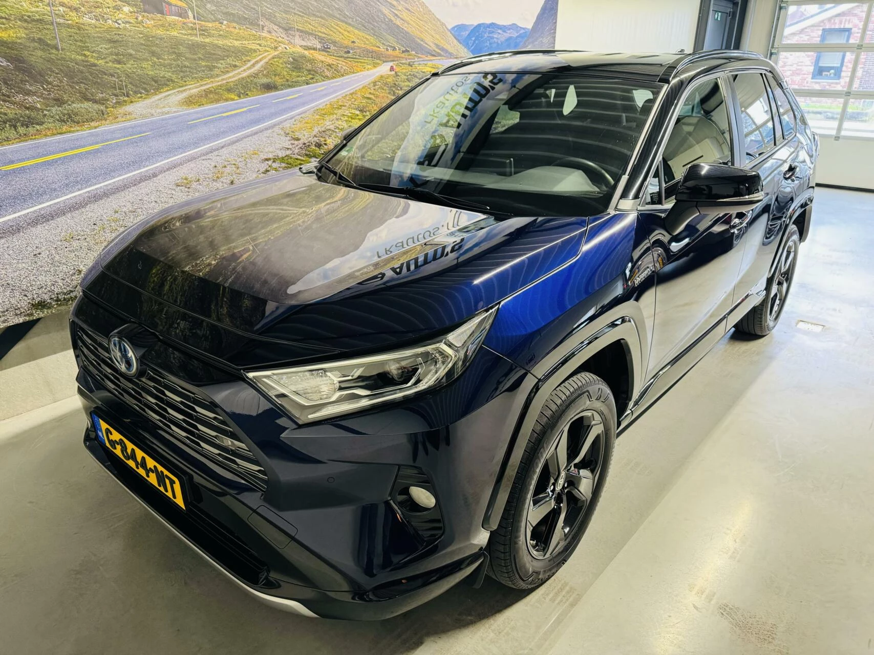 Hoofdafbeelding Toyota RAV4