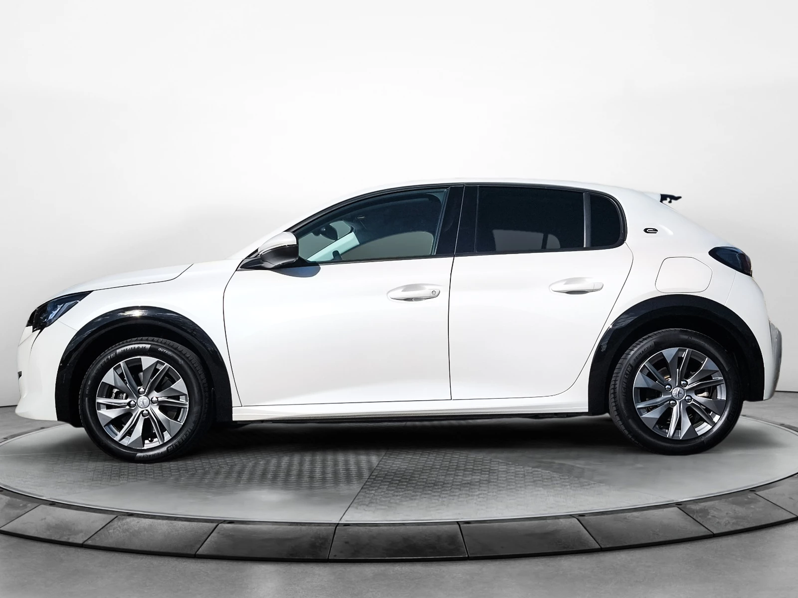 Hoofdafbeelding Peugeot e-208