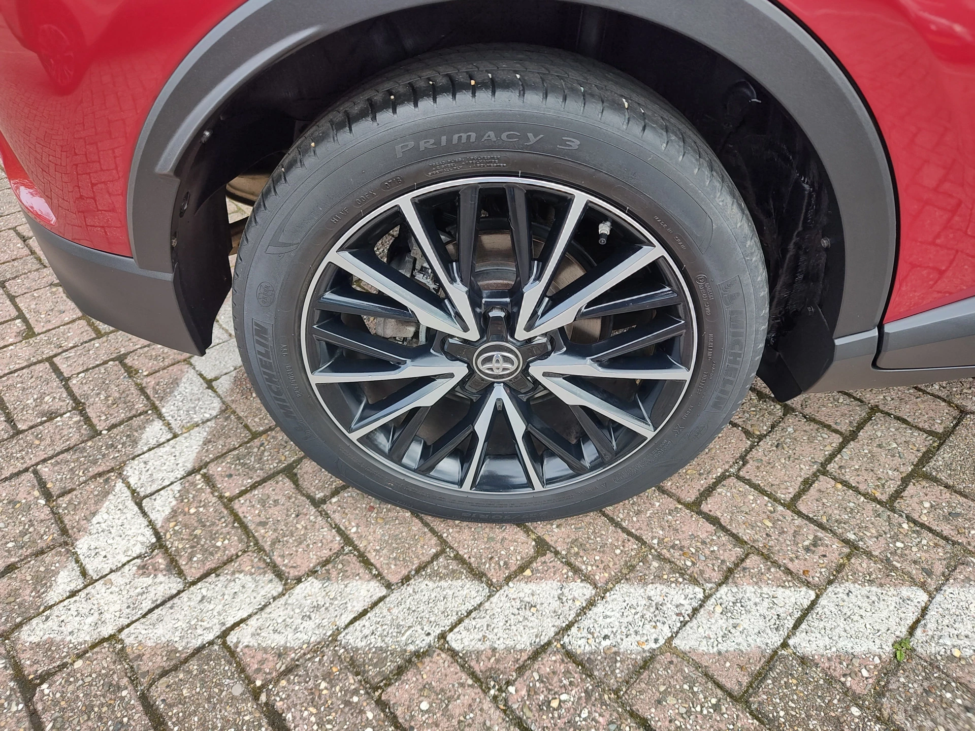 Hoofdafbeelding Toyota C-HR