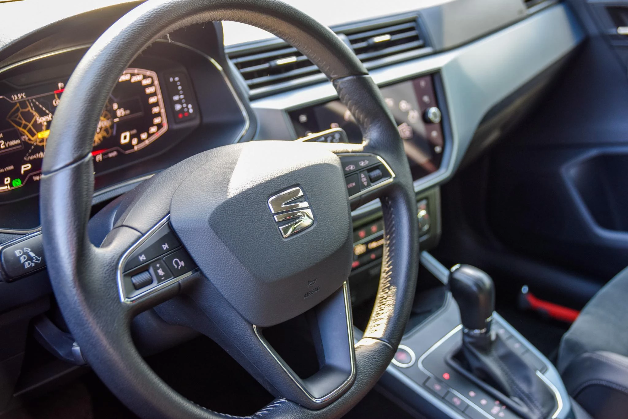 Hoofdafbeelding SEAT Arona