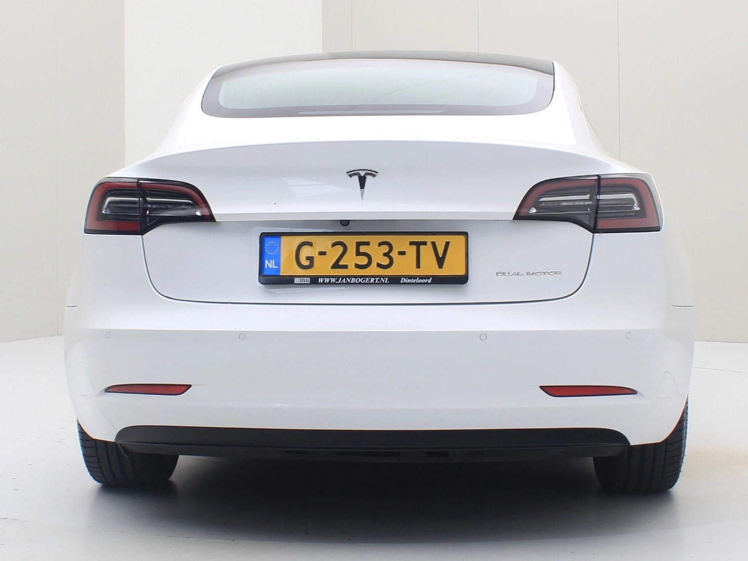 Hoofdafbeelding Tesla Model 3