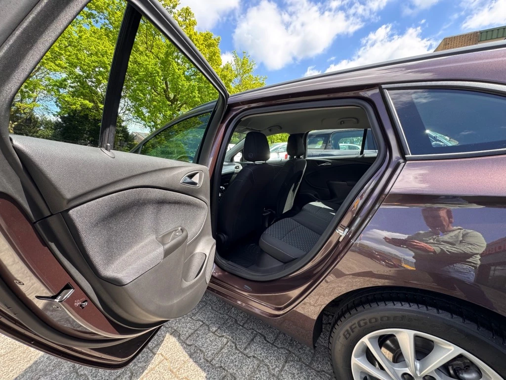 Hoofdafbeelding Opel Astra