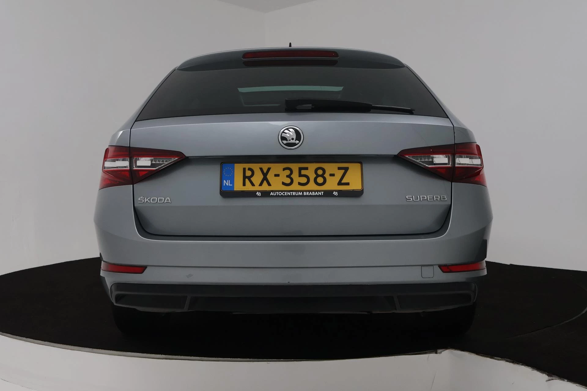 Hoofdafbeelding Škoda Superb