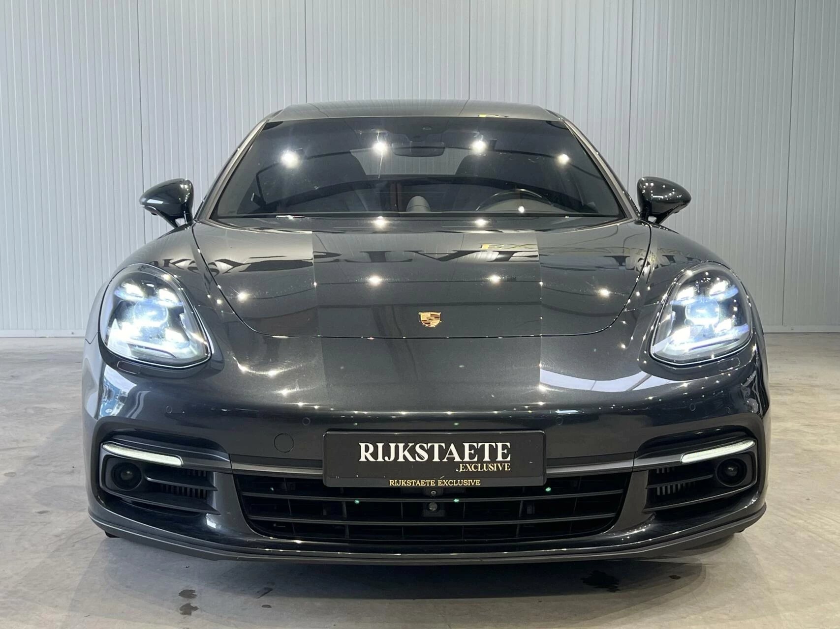 Hoofdafbeelding Porsche Panamera