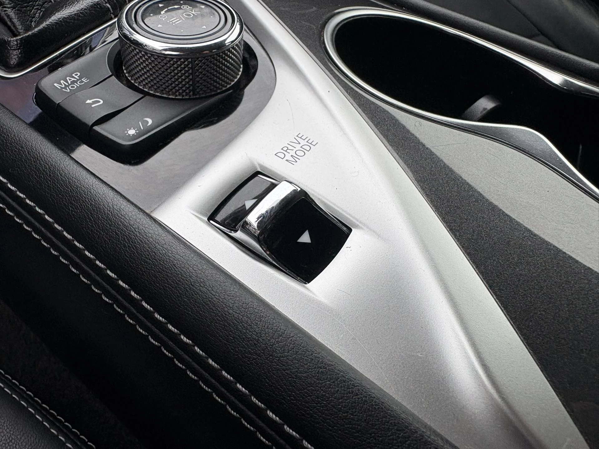 Hoofdafbeelding Infiniti Q