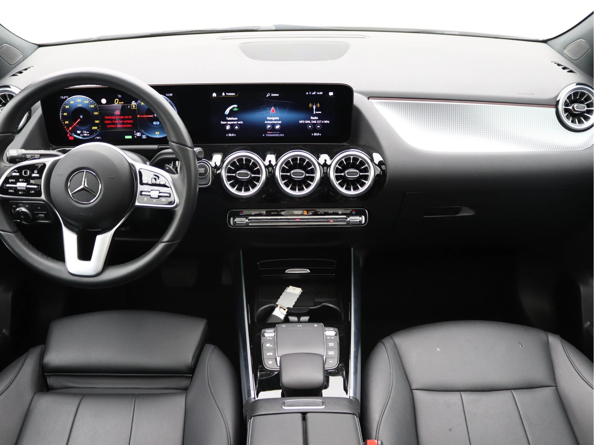 Hoofdafbeelding Mercedes-Benz EQA