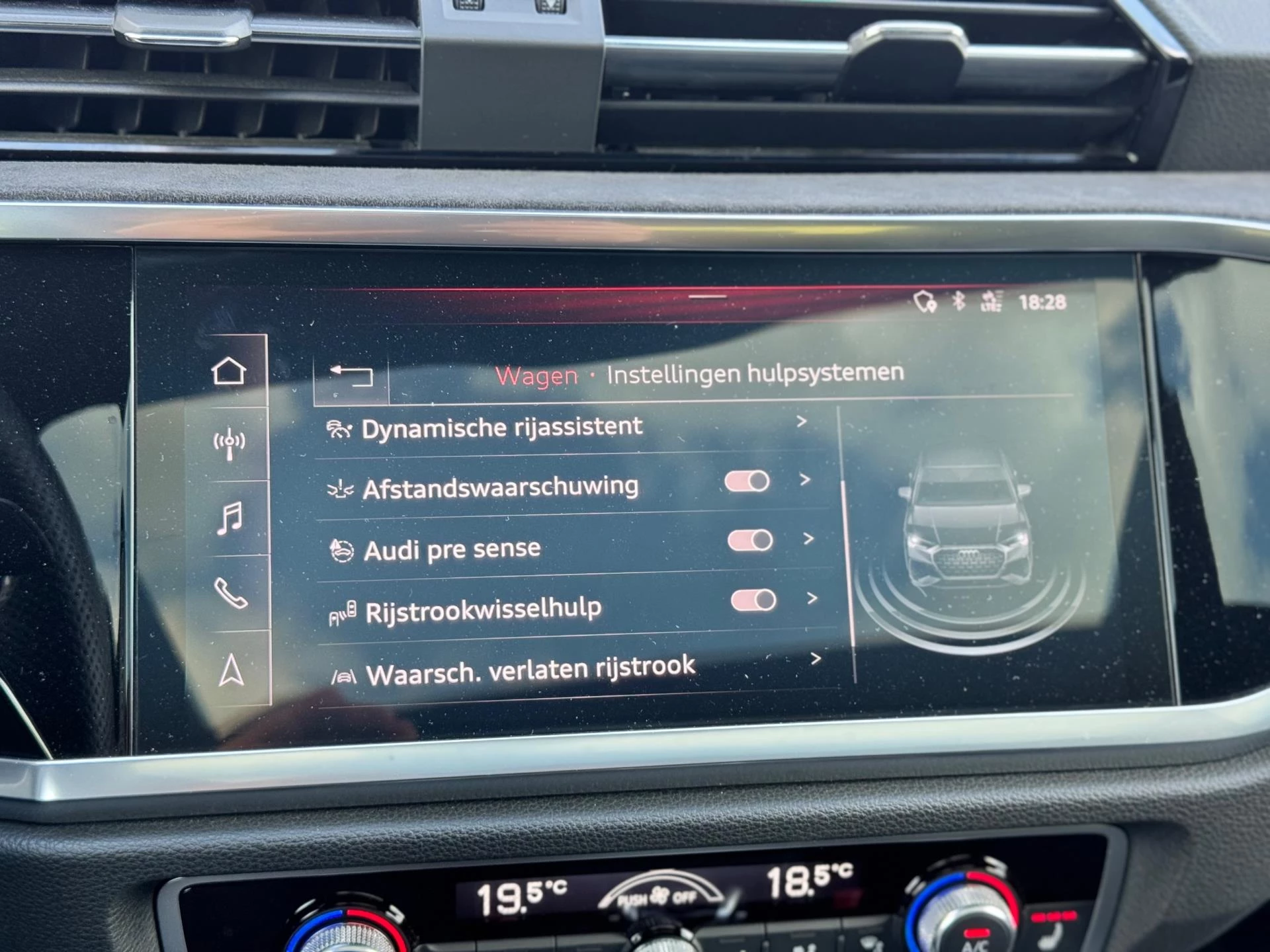 Hoofdafbeelding Audi Q3