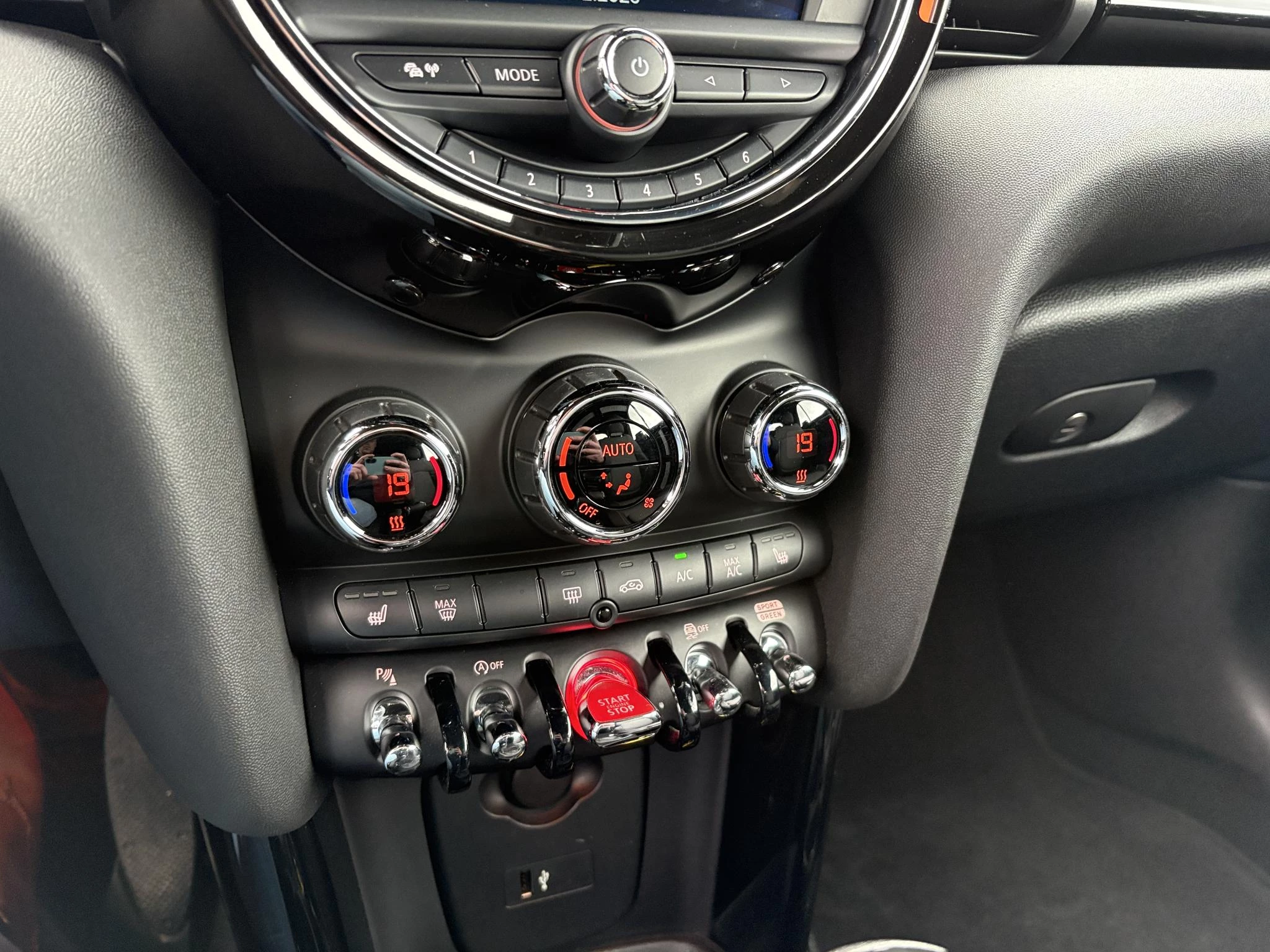 Hoofdafbeelding MINI Cooper Cabrio