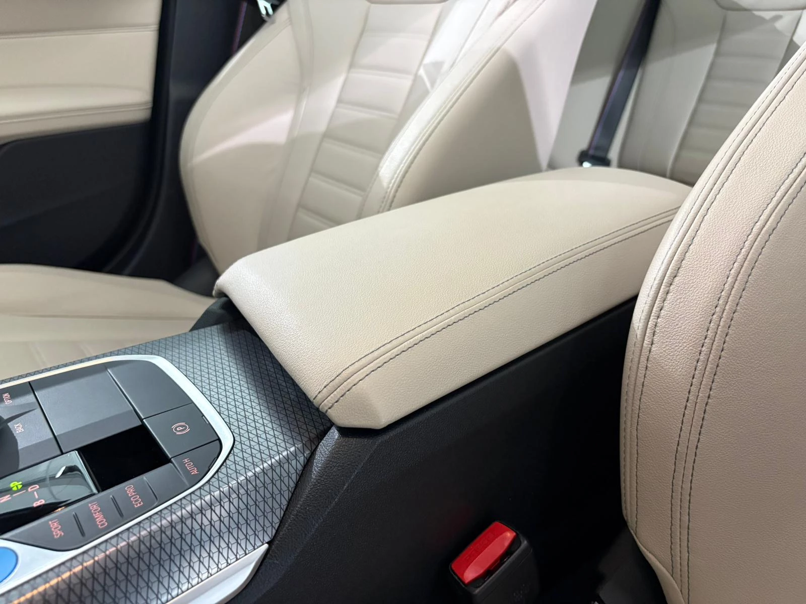 Hoofdafbeelding BMW i4