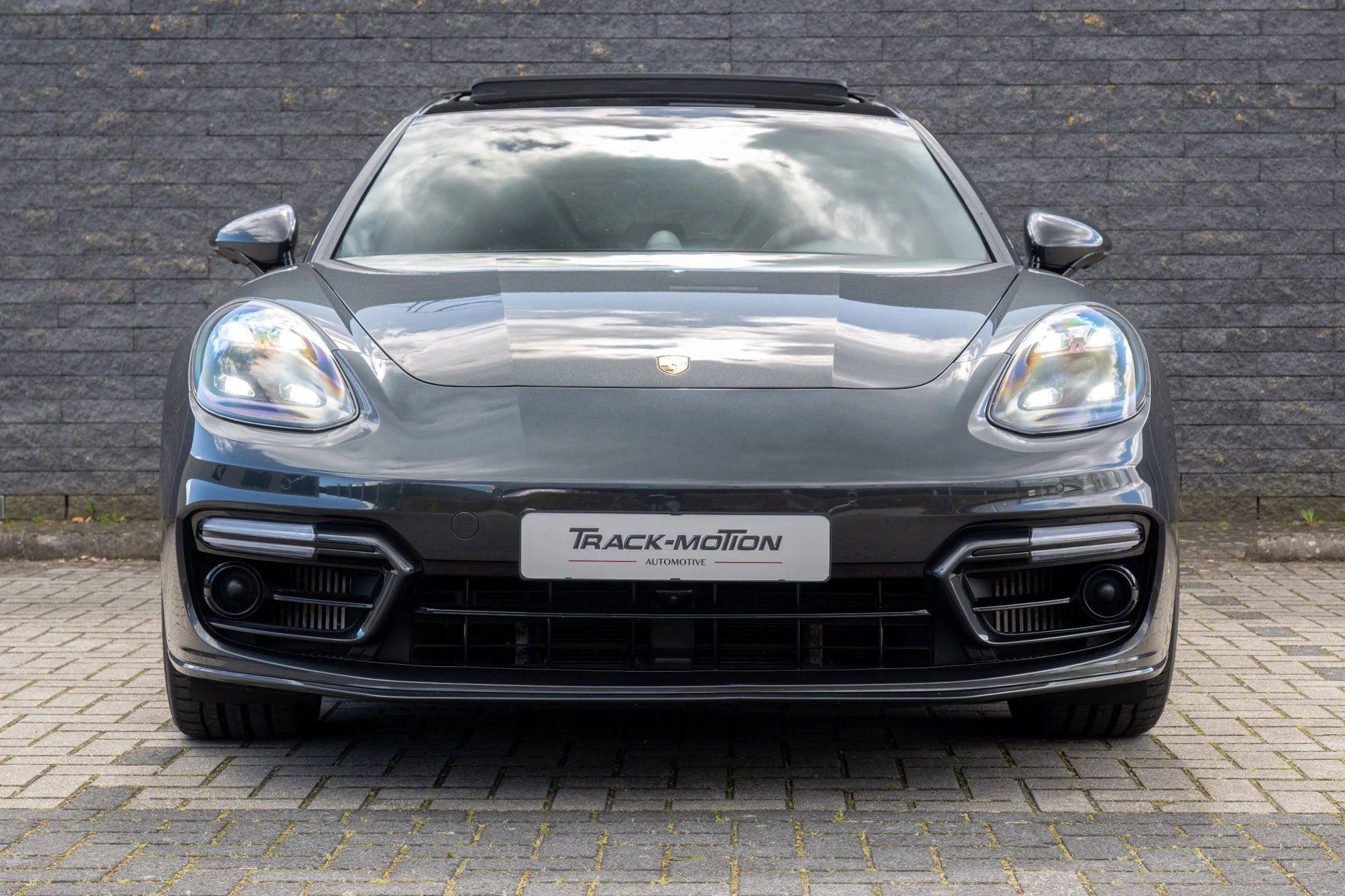 Hoofdafbeelding Porsche Panamera