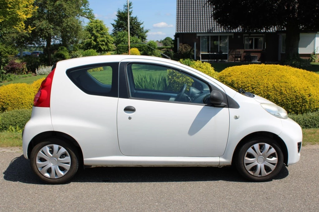 Hoofdafbeelding Peugeot 107