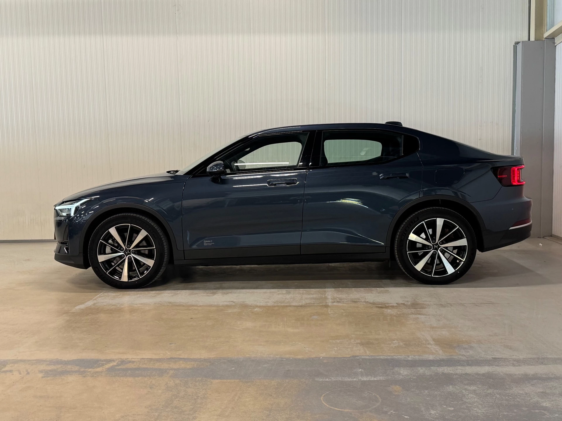Hoofdafbeelding Polestar 2