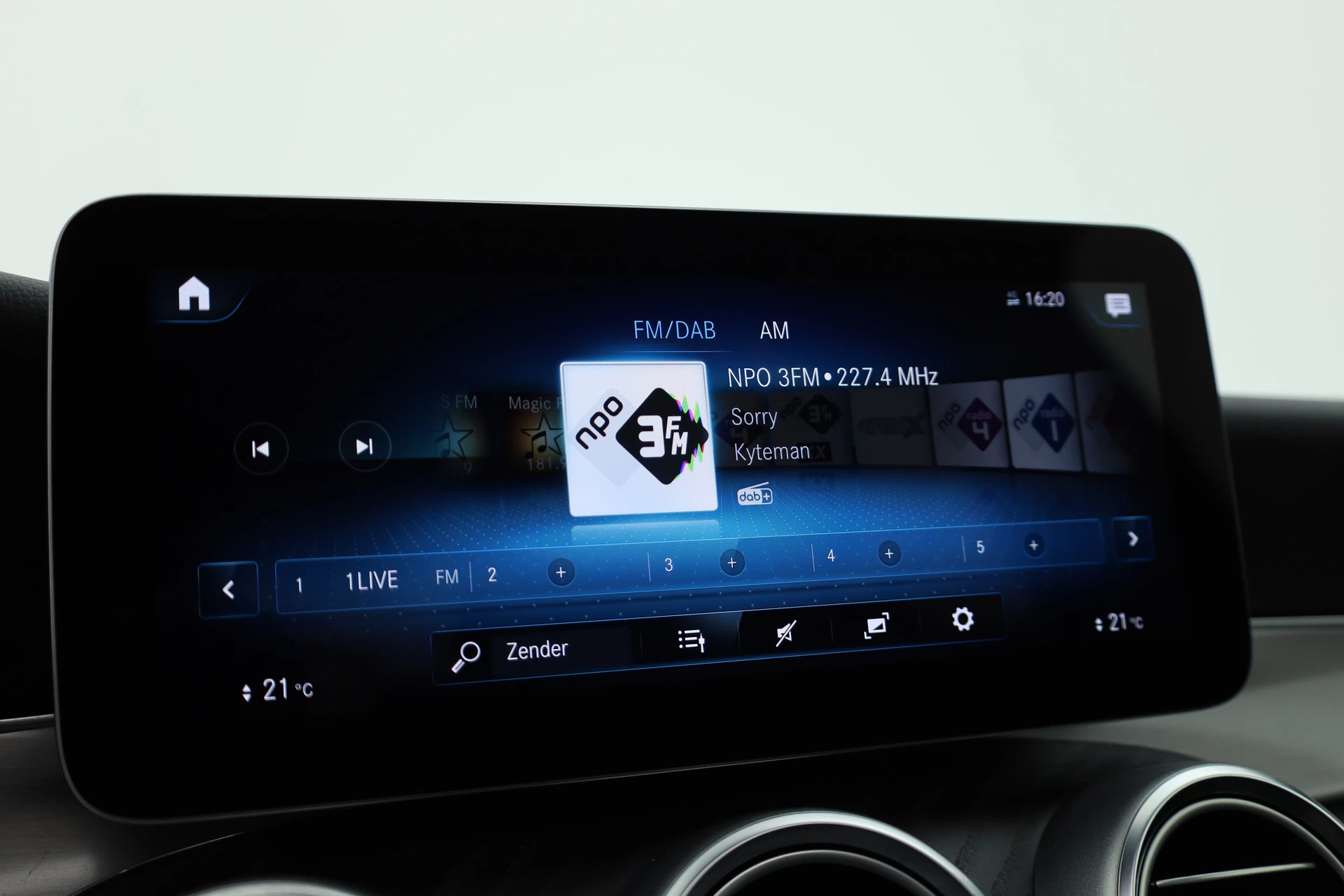 Hoofdafbeelding Mercedes-Benz GLC