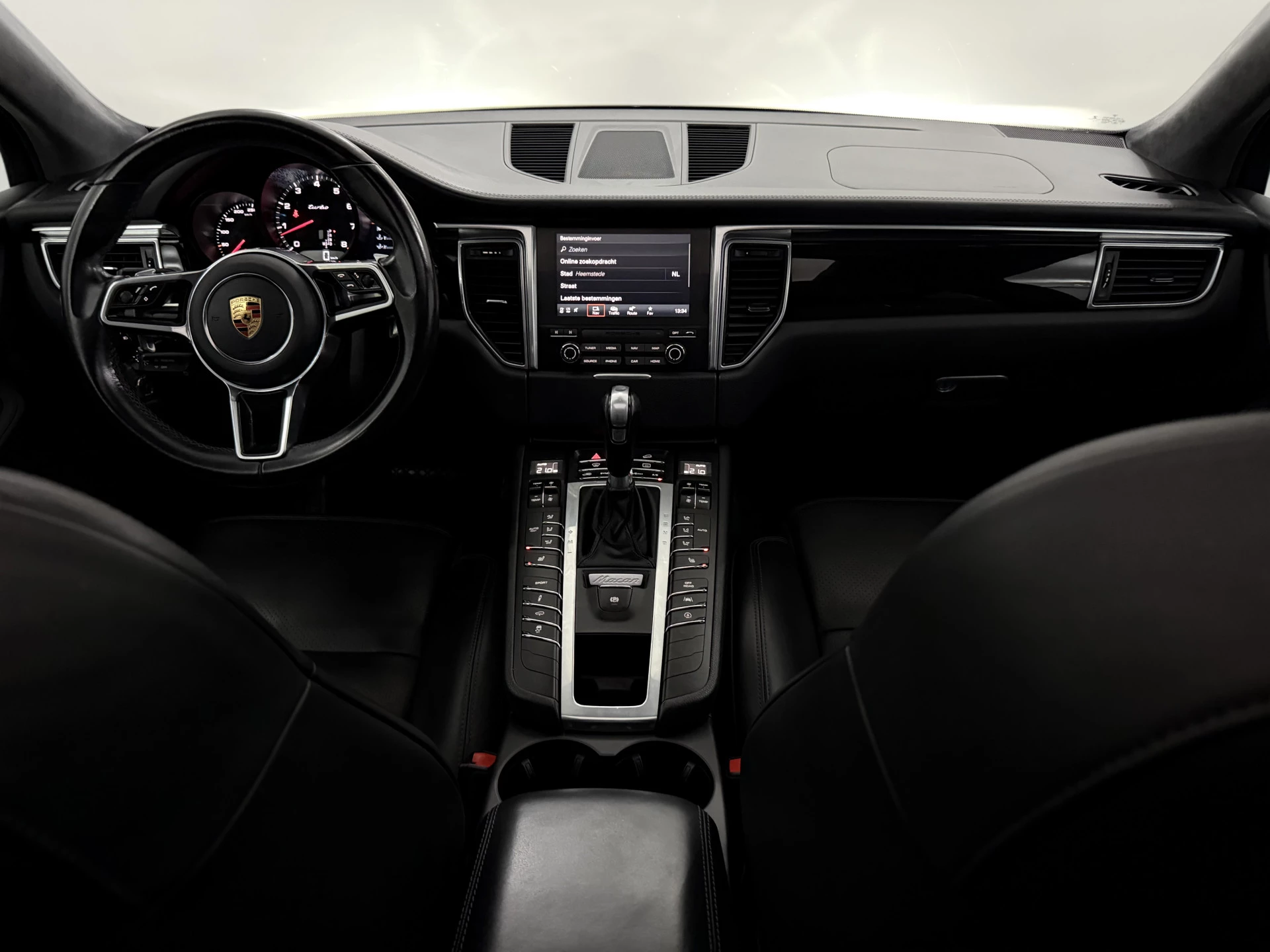 Hoofdafbeelding Porsche Macan