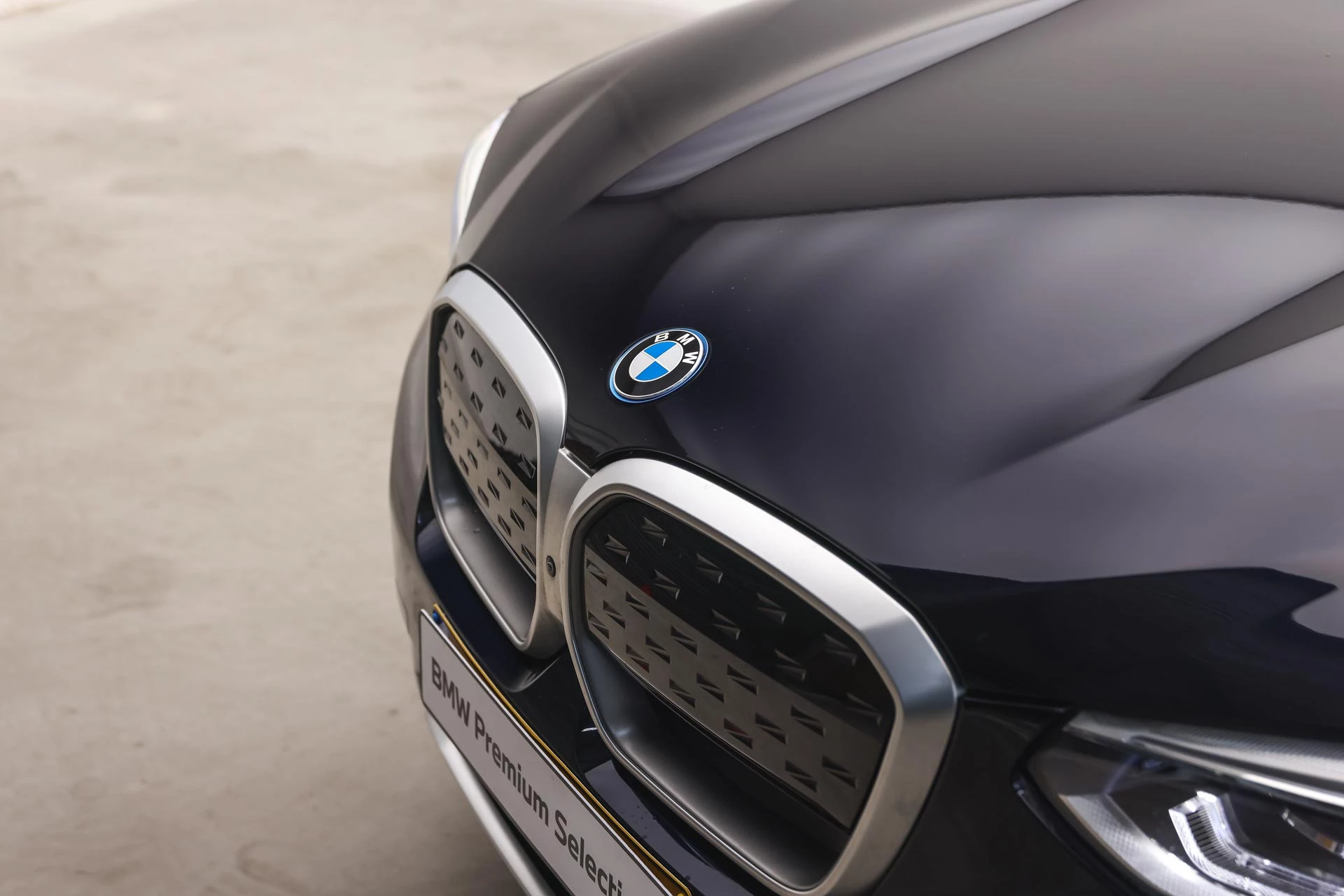 Hoofdafbeelding BMW iX3