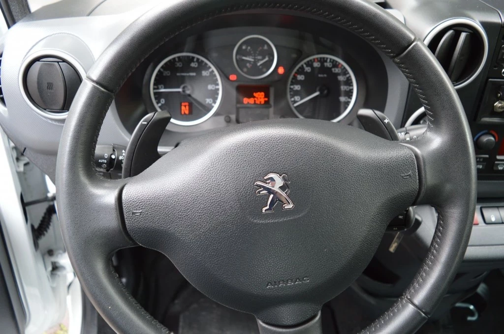 Hoofdafbeelding Peugeot Partner