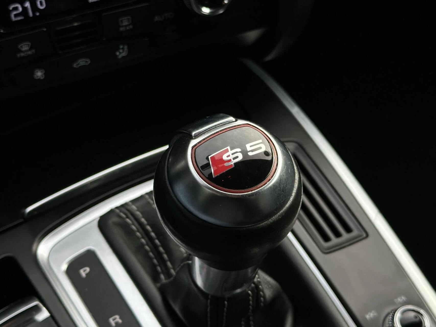 Hoofdafbeelding Audi S5