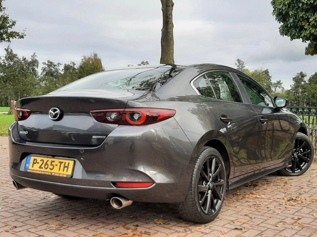 Hoofdafbeelding Mazda 3