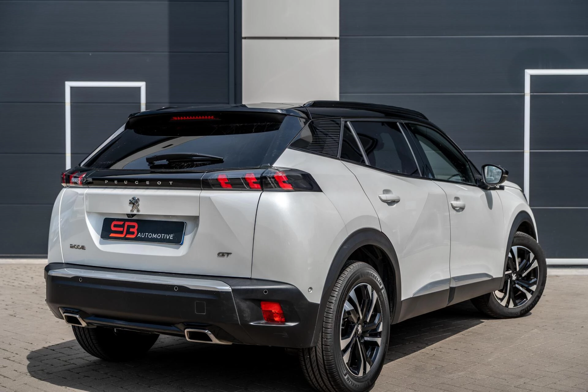 Hoofdafbeelding Peugeot 2008