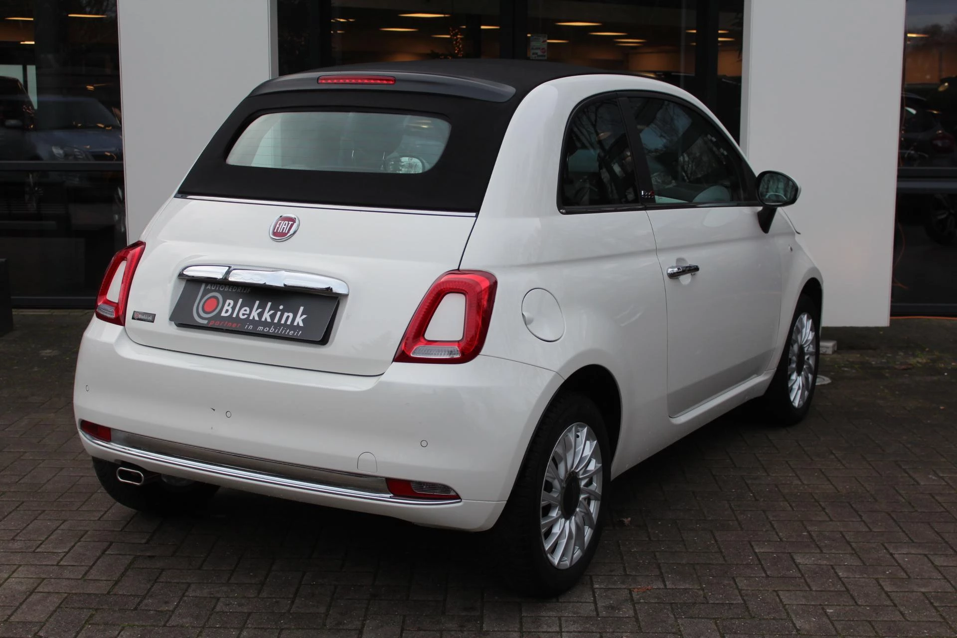 Hoofdafbeelding Fiat 500C