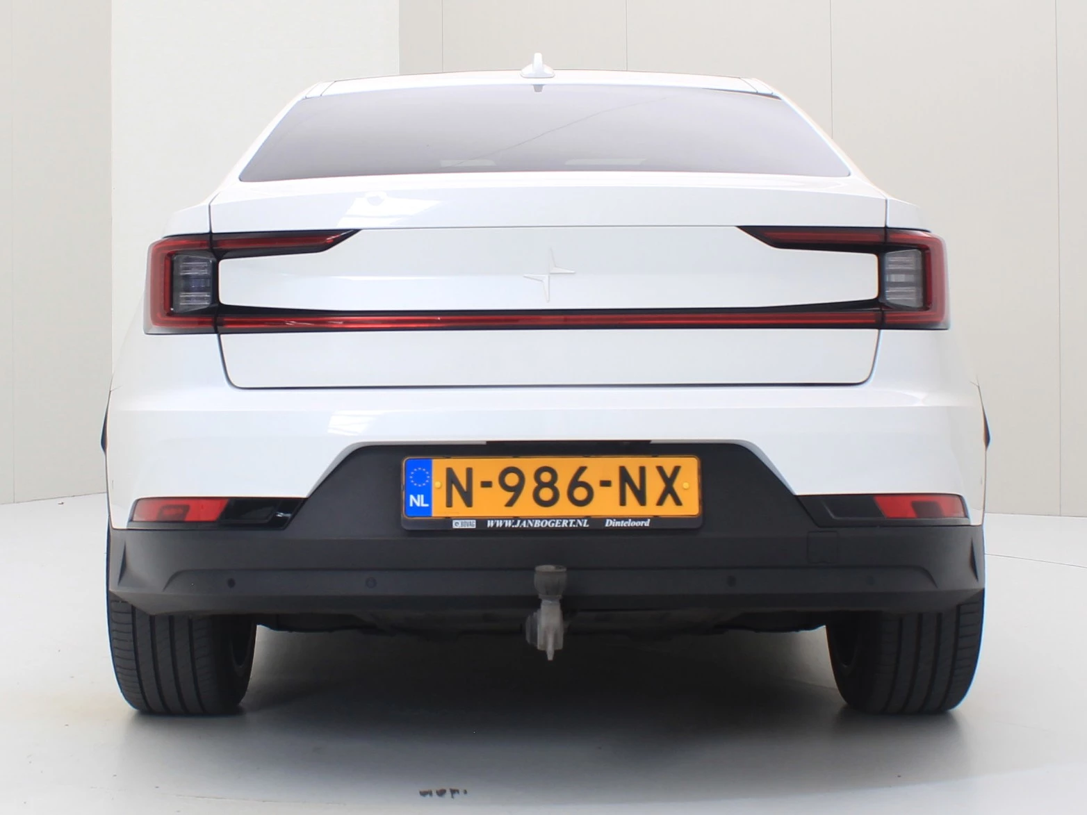 Hoofdafbeelding Polestar 2