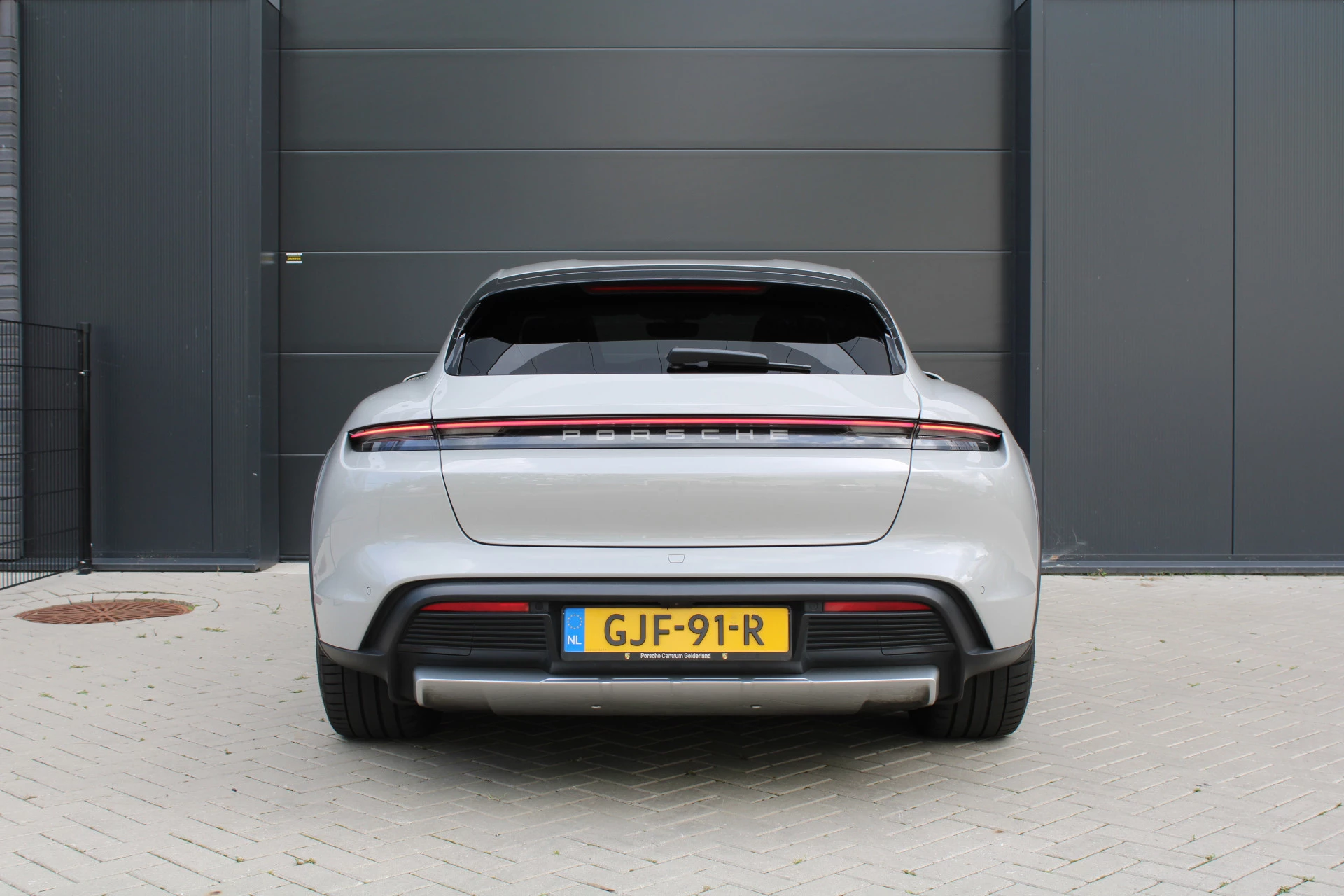 Hoofdafbeelding Porsche Taycan