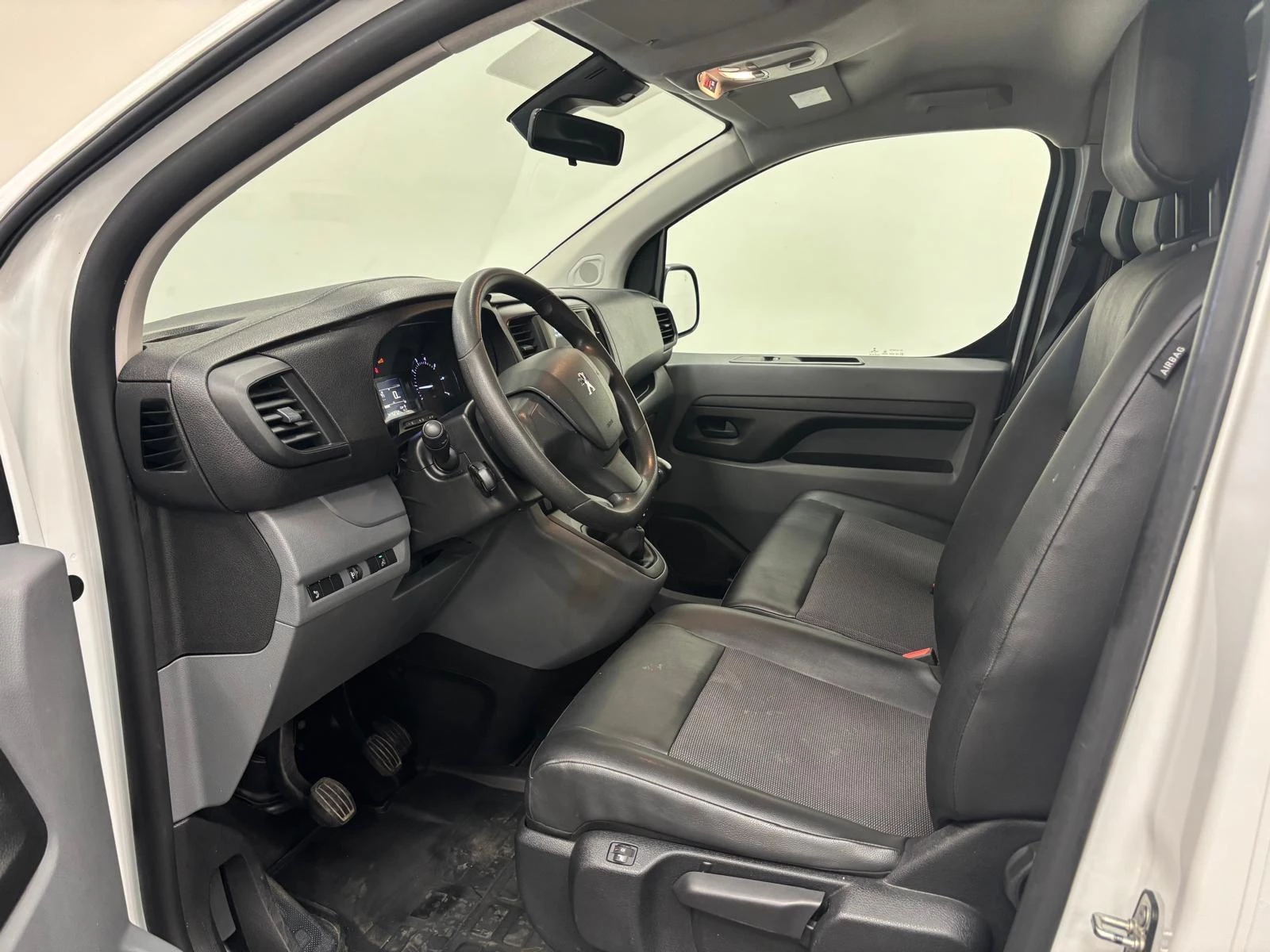 Hoofdafbeelding Peugeot Expert
