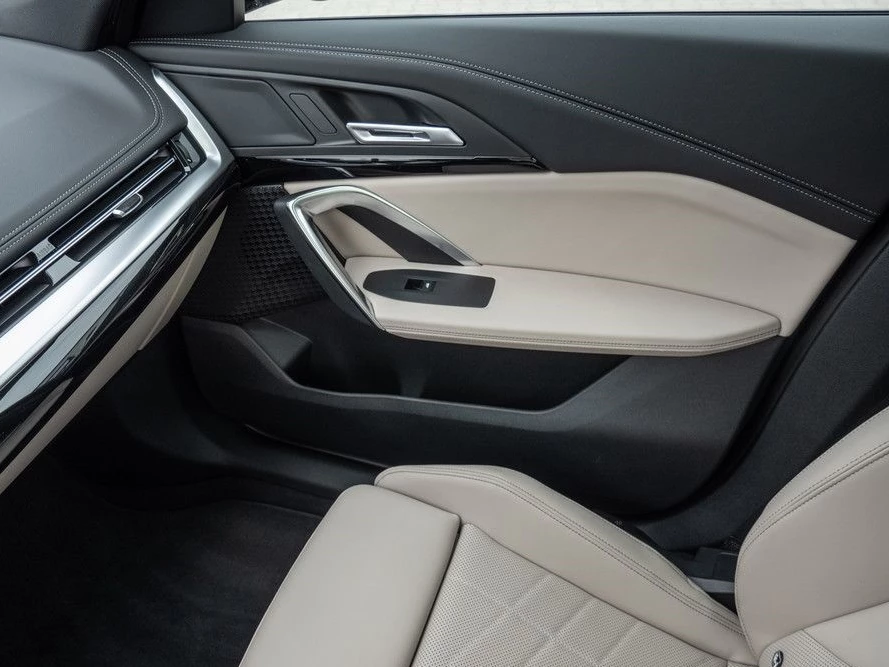 Hoofdafbeelding BMW iX1