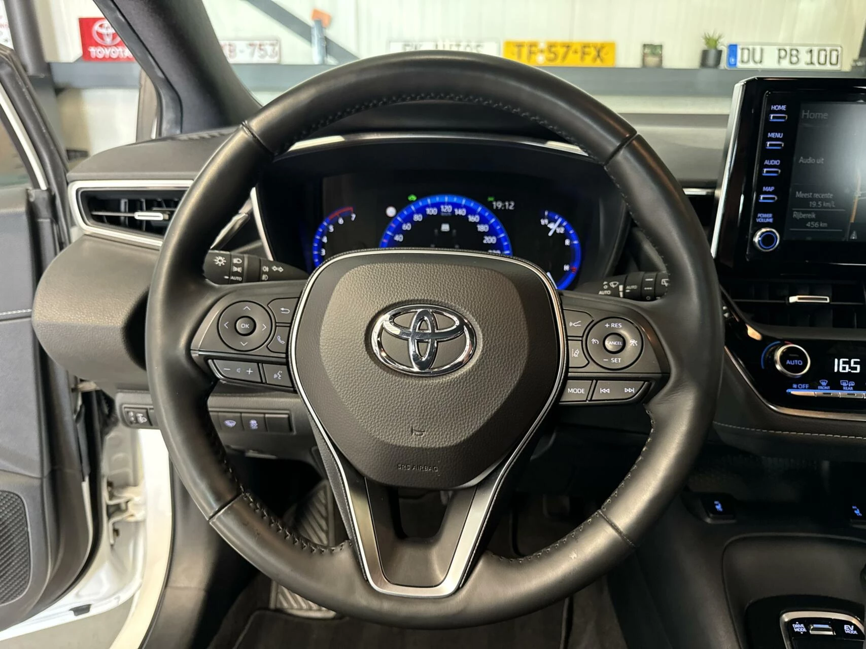 Hoofdafbeelding Toyota Corolla Touring Sports